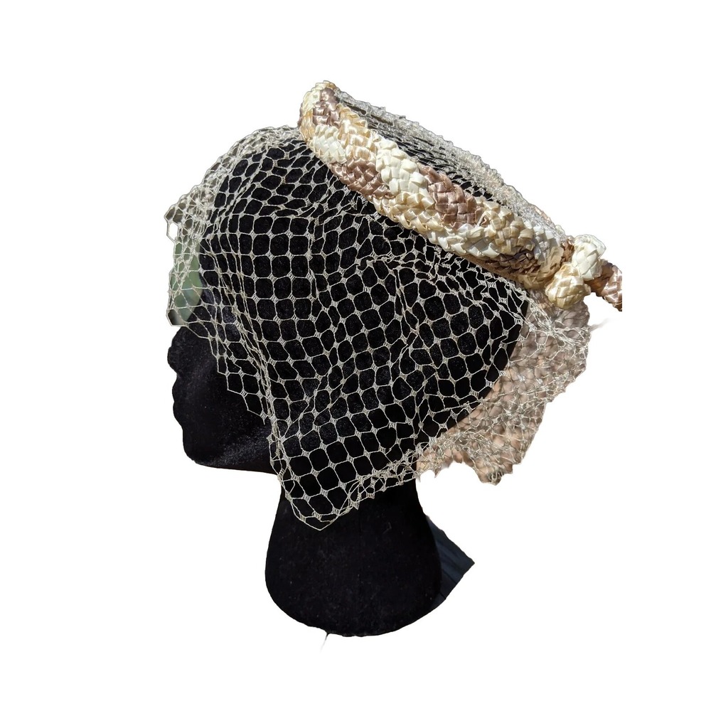 Vintage Women's Straw Texture Hat Braided With Veil Church 50s 60s Mid Century